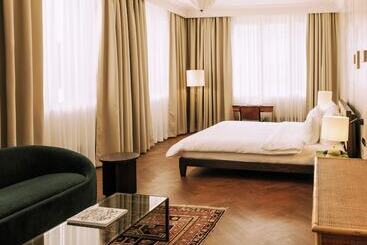 هتل Château Royal Berlin