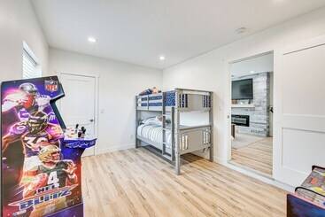 별장 Chic Chula Vista Home: 10 Mi To Downtown San Diego