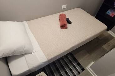 Пансион Chicago Avenue Inn