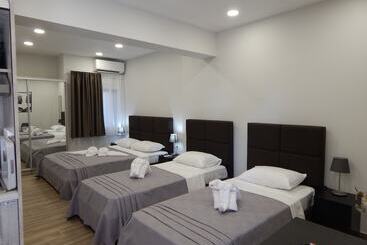 بنسيون Nioplias Luxury Apartments Pefkohori