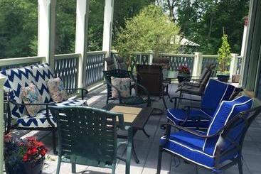 Chesley Road Bed And Breakfast
