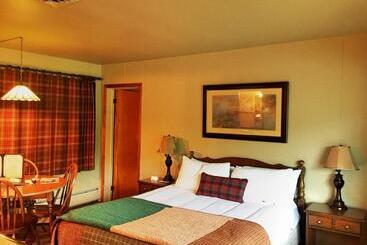 מוטל Hungry Trout Resort