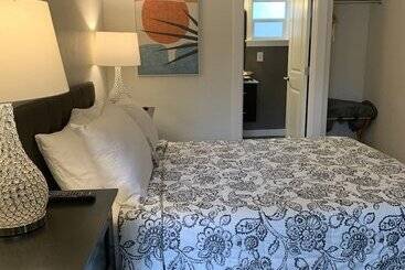 Мотель Palm Cottages