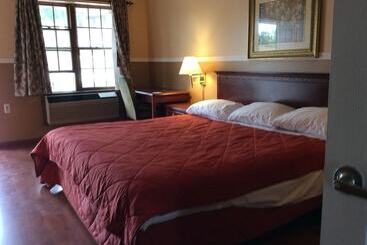 فندق على الطريق Village Inn