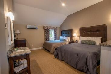 리조트 New England Inn & Lodge