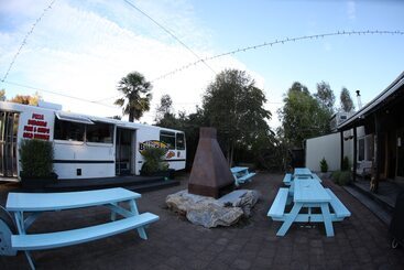 호스텔 Adventure Inn Marahau