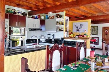 Bed and Breakfast Coliving La Boira