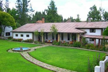 هتل Centro Vacacional Huaychulo