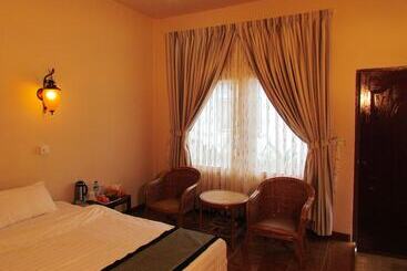 Kyauk Phyu Palace Resort