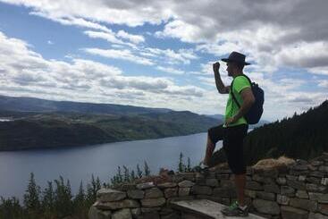 Loch Ness Lochside Hostel, Over 16s Only, Social Backpackers Atmosphere