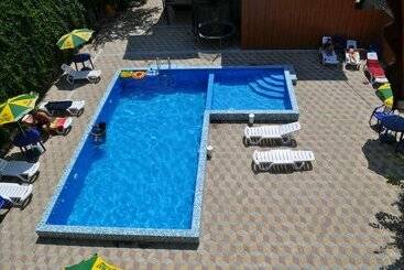 استراحتگاه Ekoterem