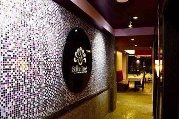 منتجع Kadamb Spritual Stay