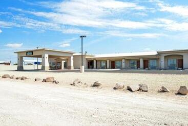 호텔 La Bonita Inn & Suites   Crane