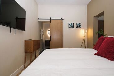 فندق صغير Adobe Inn