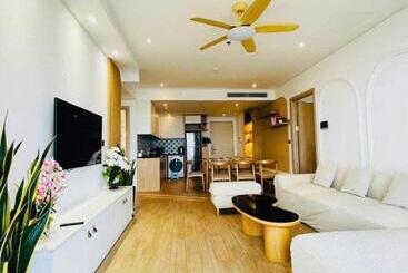 هتل آپارتمان Homestay 3 Ngủ Cạnh Biển đầy đủ Tiện Nghi View Biển