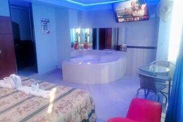 Отель Hostal Sinaloa Inn