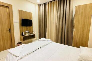 בית מלון כפרי Shreegopal