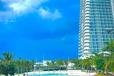 מלון דירות Kapediem Suite 1 In Azure North Residences