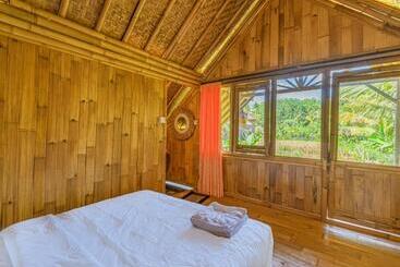 פנסיון Lembah Wanna