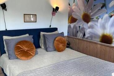 مبيت وإفطار Bed En Brochje De Oase