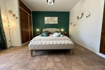 ベッドアンドブレックファースト En Barreau