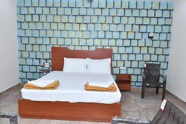 בית מלון כפרי Ss Grand