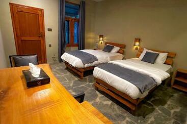 The Hermes Hotel & Backpackers Hostel