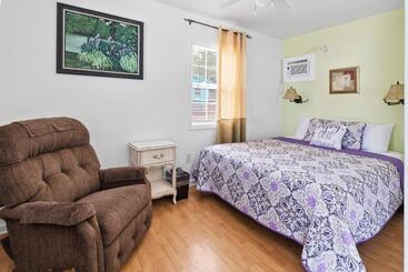 Diamond City Lakeside Resort