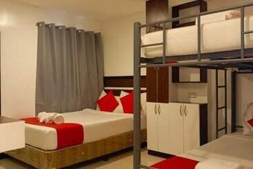 هتل Ecoland 88 Apartelle & Suite