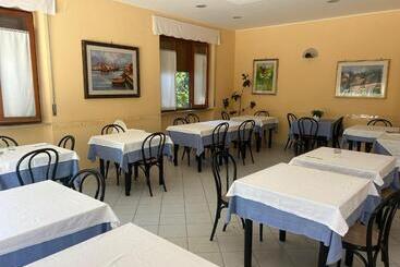 ホテル Pensione Vagnozzi