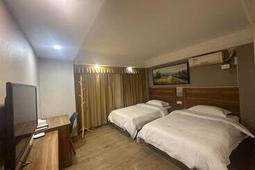 深圳市羙林时尚酒店