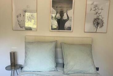 住宿加早餐  Chambre Privée Danshavre De Paix