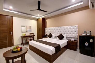 Отель Laxmi Mahal