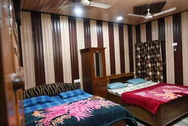 בית מלון כפרי Sunrise