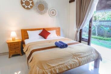 פנסיון D Sila House