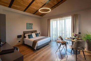 פנסיון Relais Pqlin