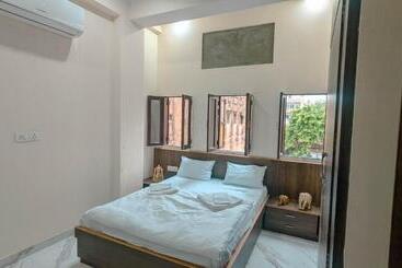 بنسيون The Pink Nest   Backpackers Abode