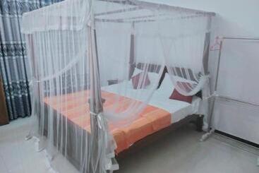 Апарт-отель Villa Sun Roses