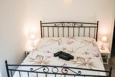 住宿加早餐  Secret Gardens