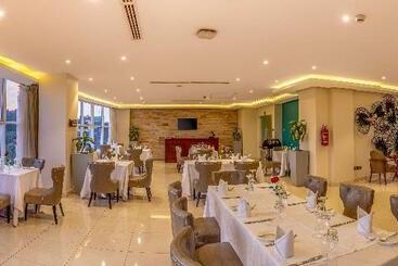 هتل Golden Tulip Canaan Kampala