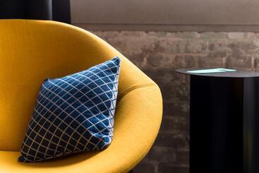 هتل The Social Hub Maastricht