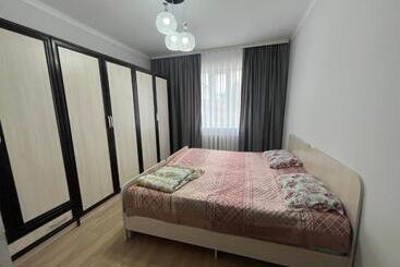 تختخواب و صبحانه House 7