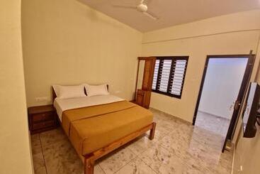 カプセルホテル Mb Residency