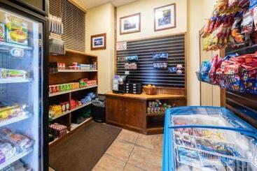 בית מלון כפרי Marriott Timber Lodge 1bd Villa