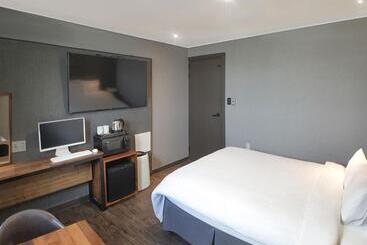 מוטל Pension Inn