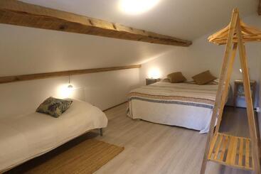 펜션 Lilarize   Gite En Plein Coeur De Village Du Mas D Azil