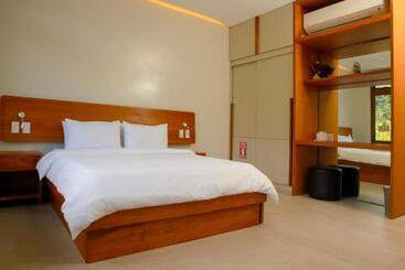 리조트 The Spring House