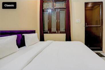 בית מלון כפרי Excel , Haridwar