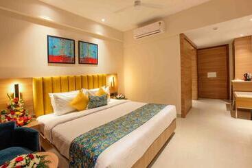 فندق Park Residency Puthuppally