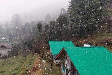 فندق The Satvic Retreat